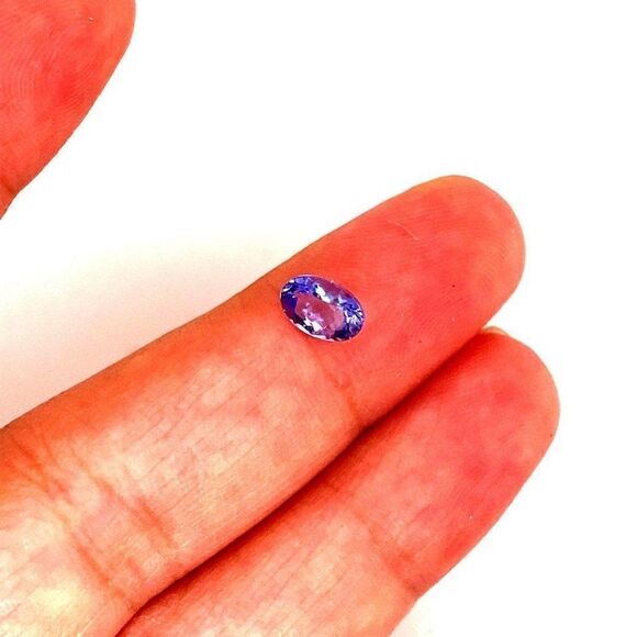 Tanzanite Gem  - Picture 2 of 4